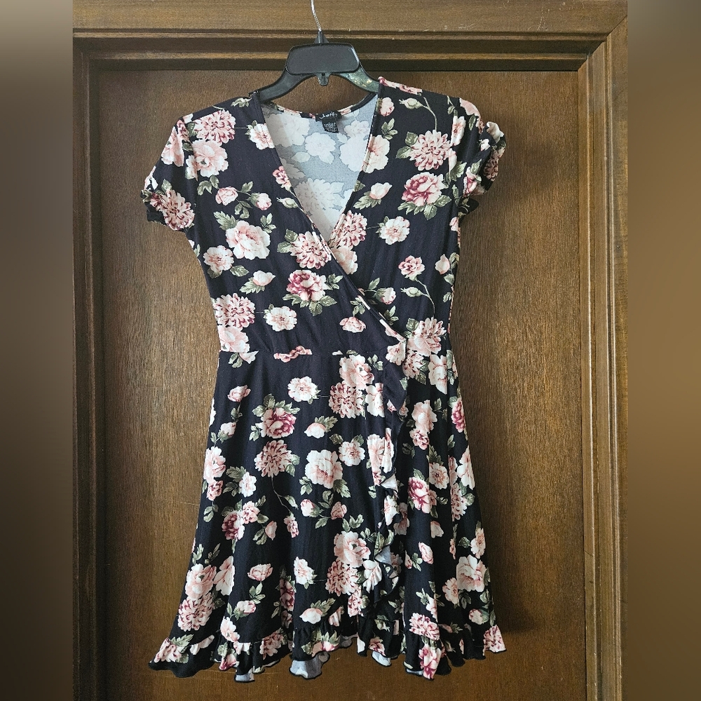 Justify Black and Pink Floral Midi Dress